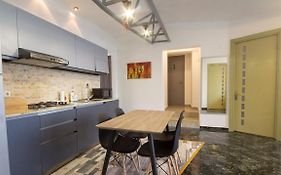 4 Bedroom Apartment On Liberty Square