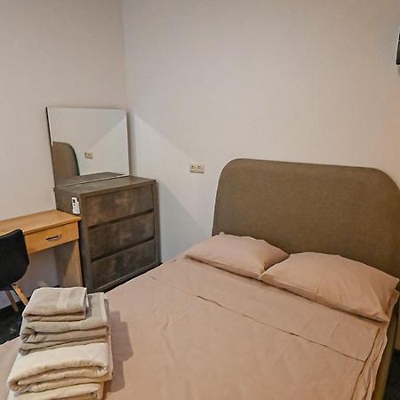 4 Bedroom Apartment On Liberty Square Tbilisi Zewnętrze zdjęcie